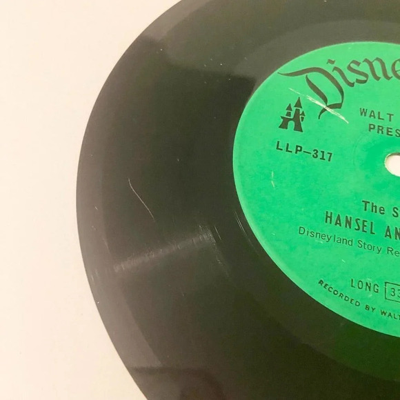 Vintage 1967 Disney Hansel and Gretel 7 Inch Record and Book - Picture 13 of 15